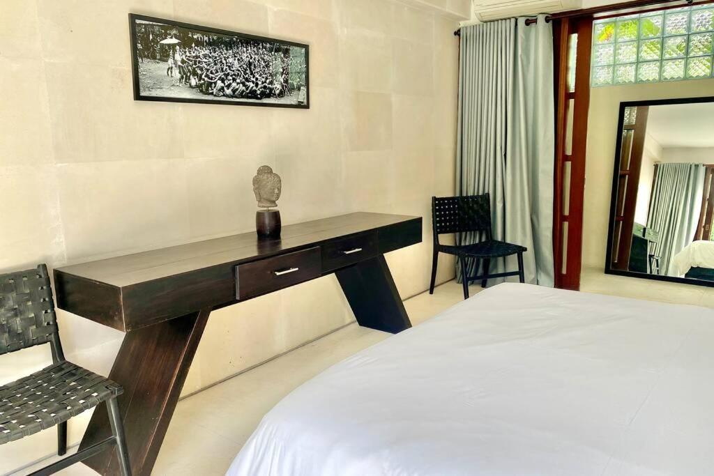 Villa Lola Seminyak  Luaran gambar